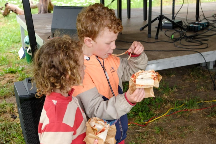 Kinderen aan het eten