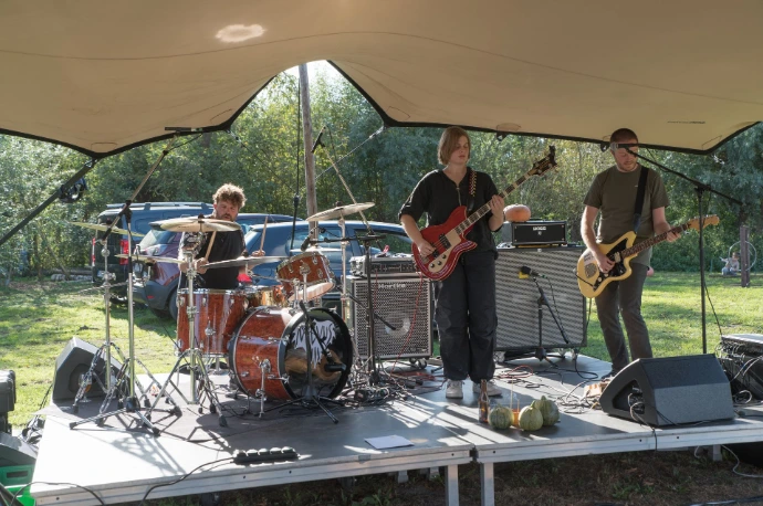 Muziekband. Fotograaf: IsaDS Photography