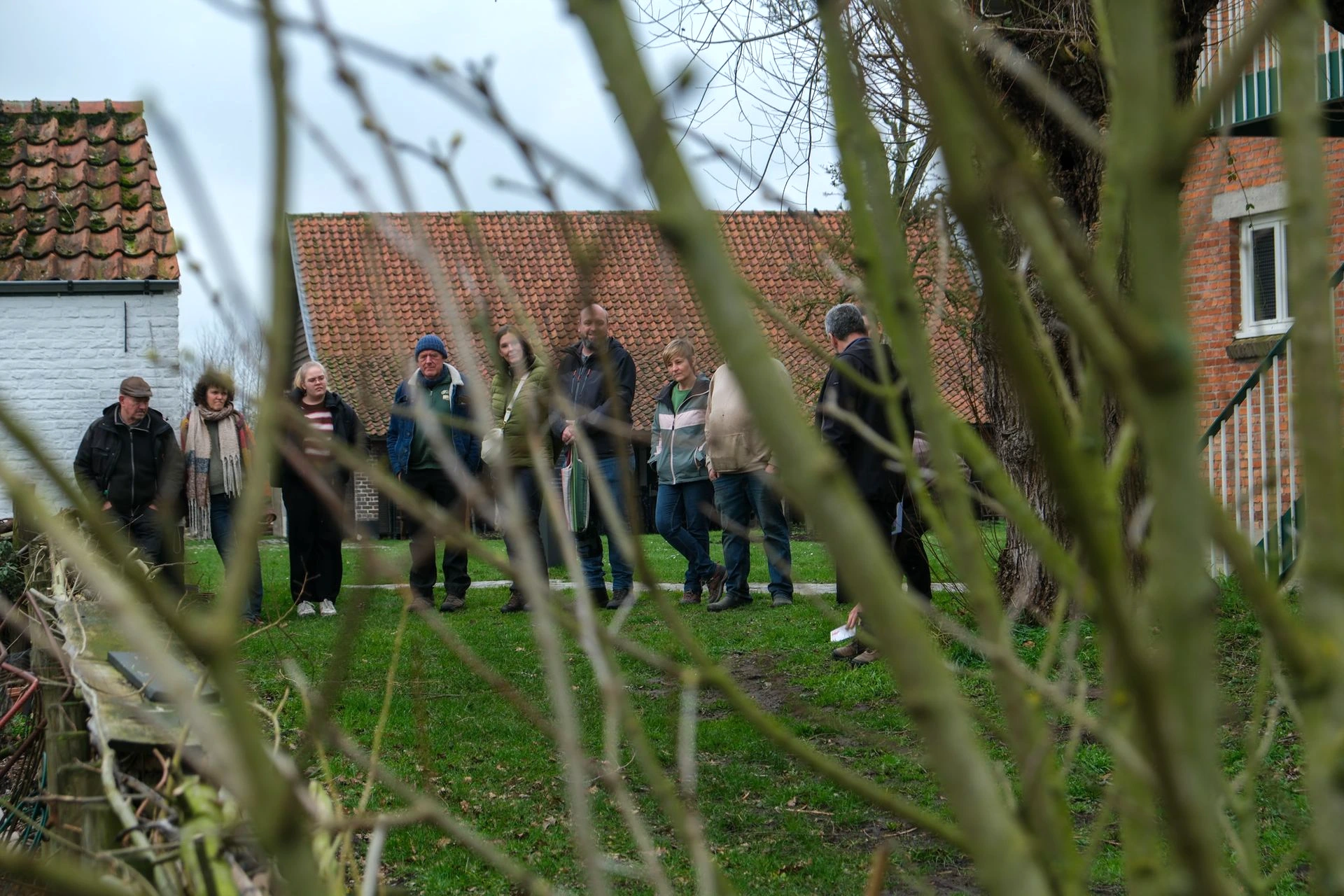 groep op belevingswandeling, foto: Monique Depestel
